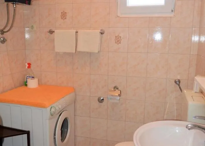 In Mit Privatem Parkplatz By Interhome * Poljica (Trogir)