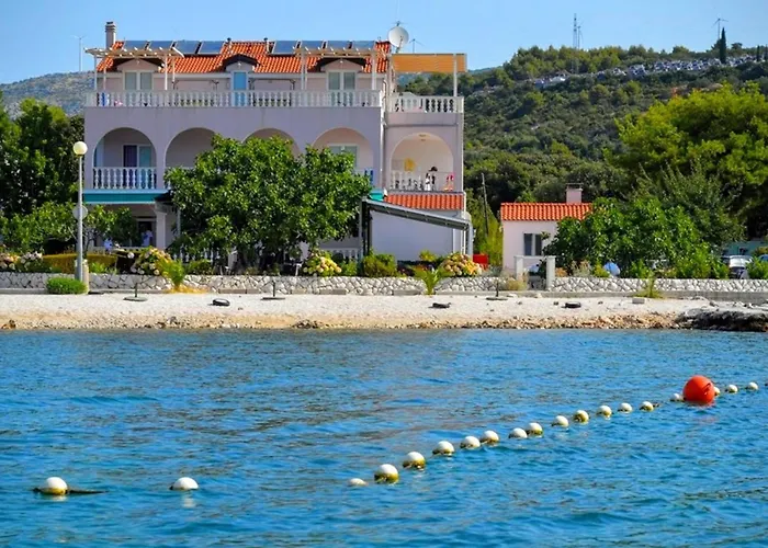 In Mit Privatem Parkplatz By Interhome Apartamento Poljica (Trogir)