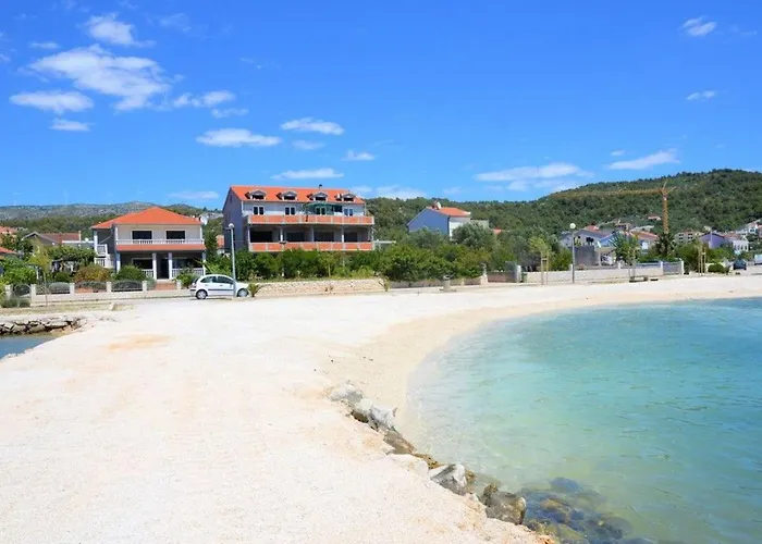 In Mit Privatem Parkplatz By Interhome Poljica (Trogir)